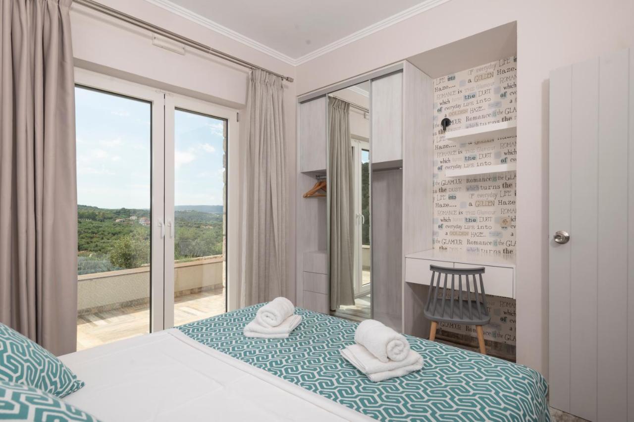 Alma Hills Gialova