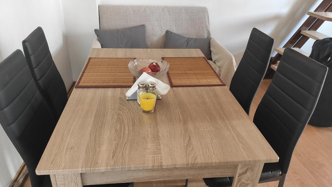 Tsitsinos Maisonette House *