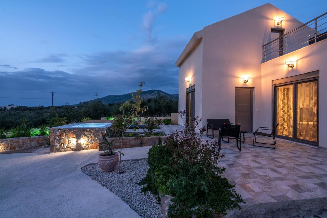 Pink Villa