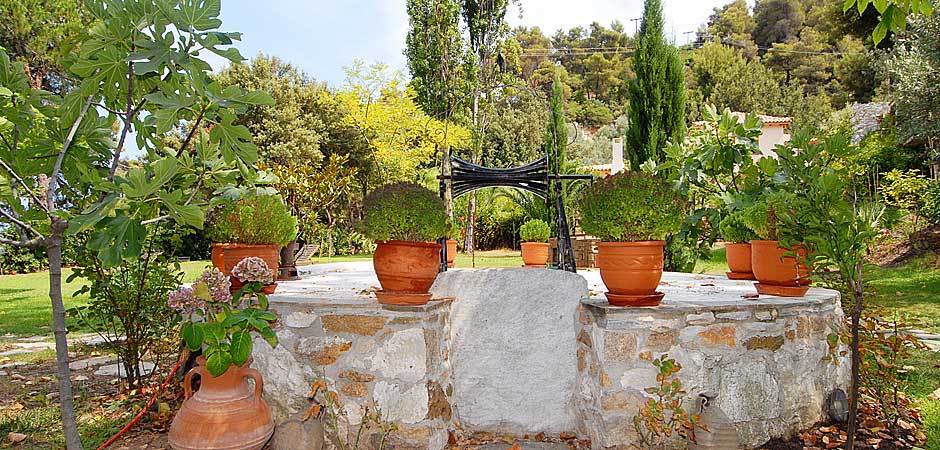 Hotel Nostos Village Holiday 4*