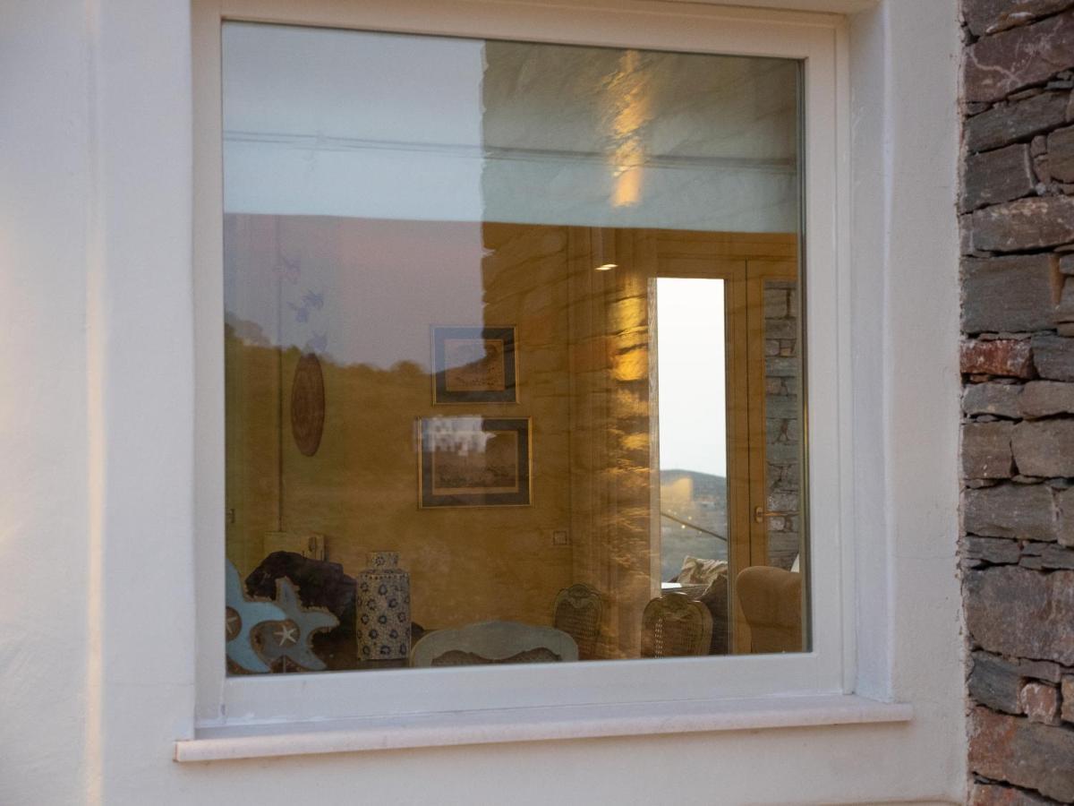 The Royal Oak Villa Otzias