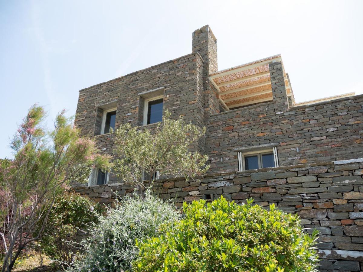 Villa The Royal Oak Otzias