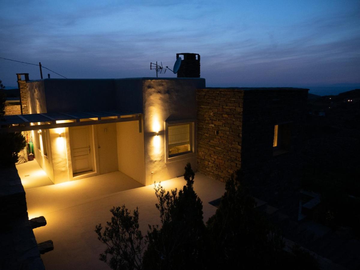 Villa The Royal Oak Otzias