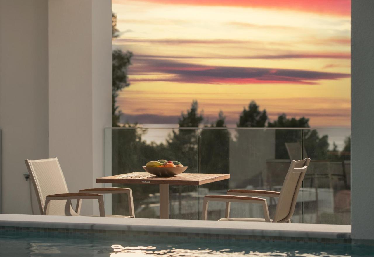 Botanic Pool Apartment *