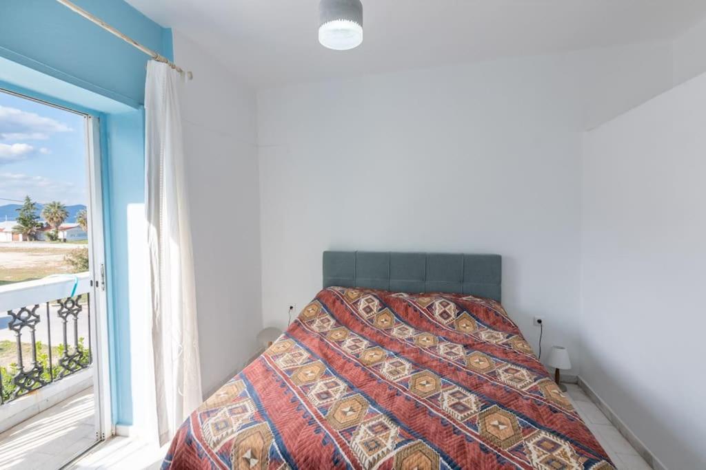 Cycladic Flat With Sea View And Bbq Grill Apartment