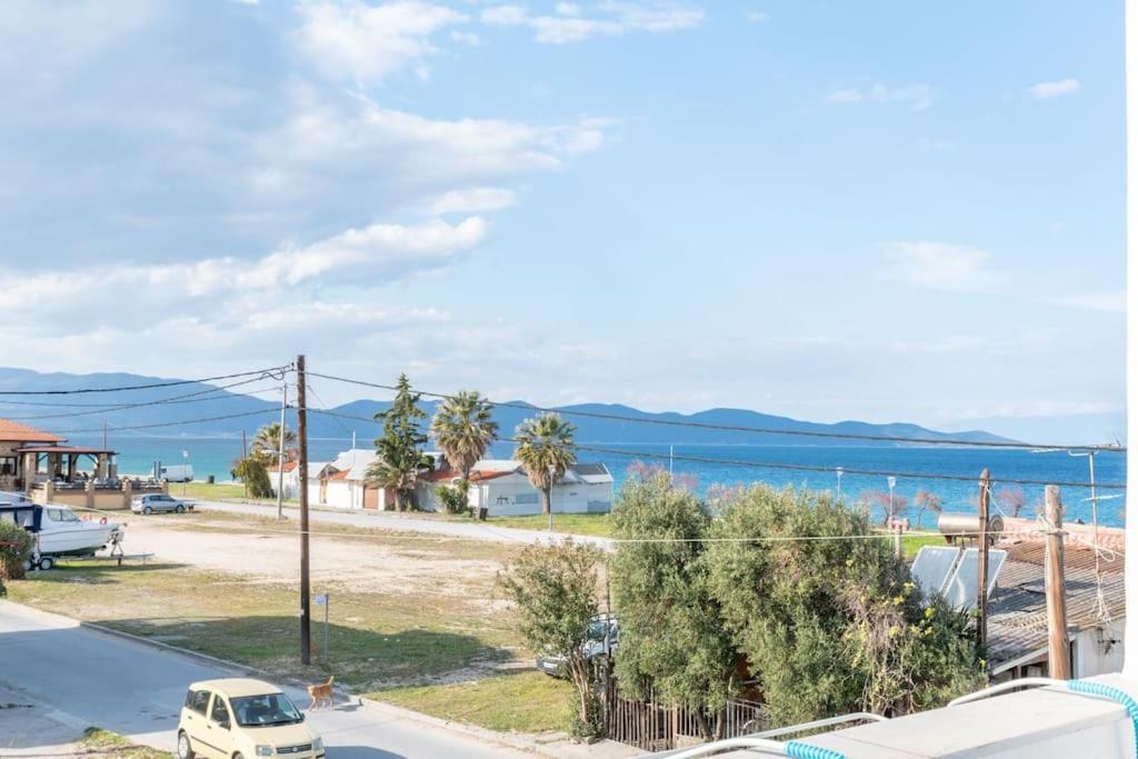 Apartment Cycladic Flat With Sea View And Bbq Grill Ierissos