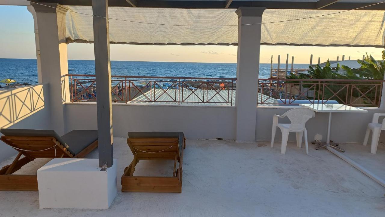 La Playa Perivoli (Corfu)