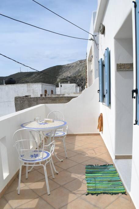 Blue House * Koronos