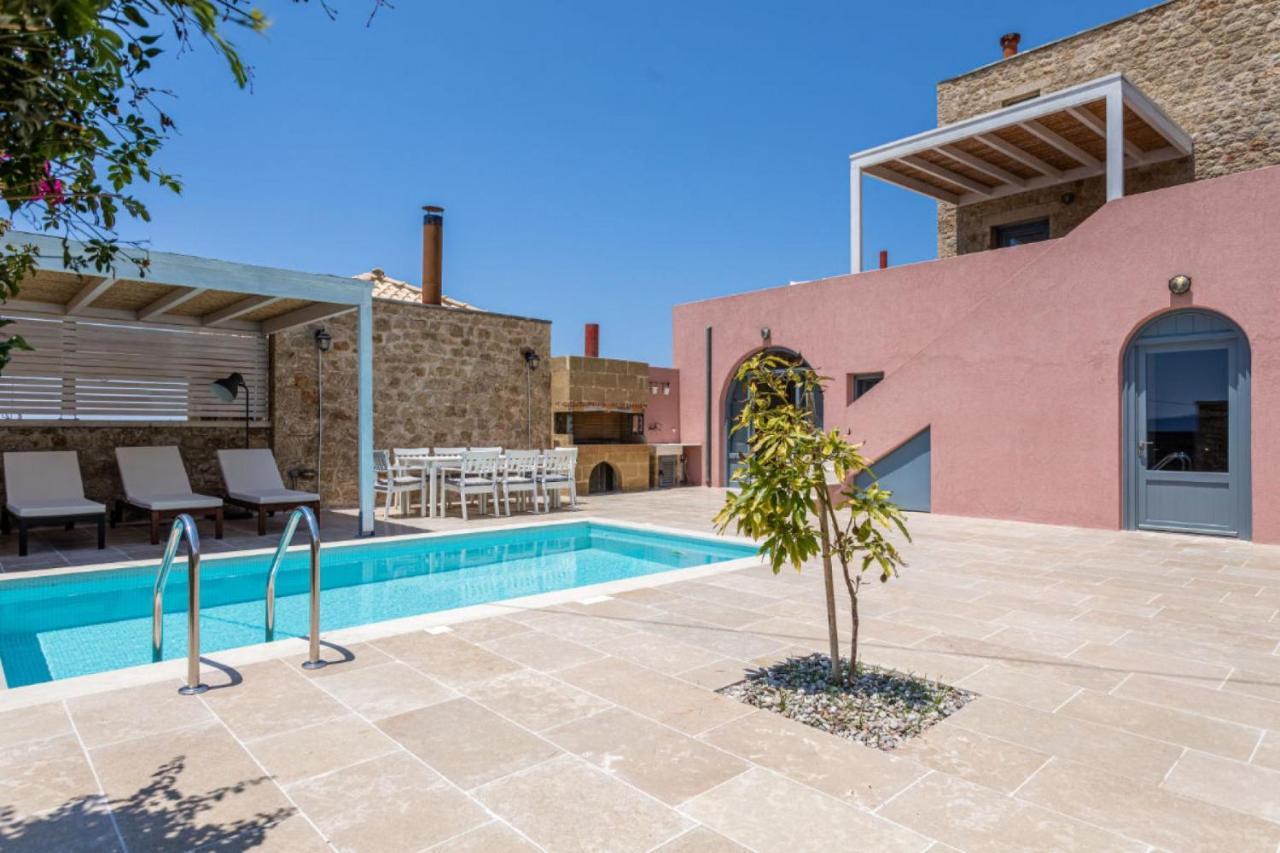 Villa Patio Complex Stoupa
