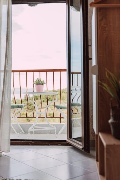 Sea Breeze Paradise Holiday home *