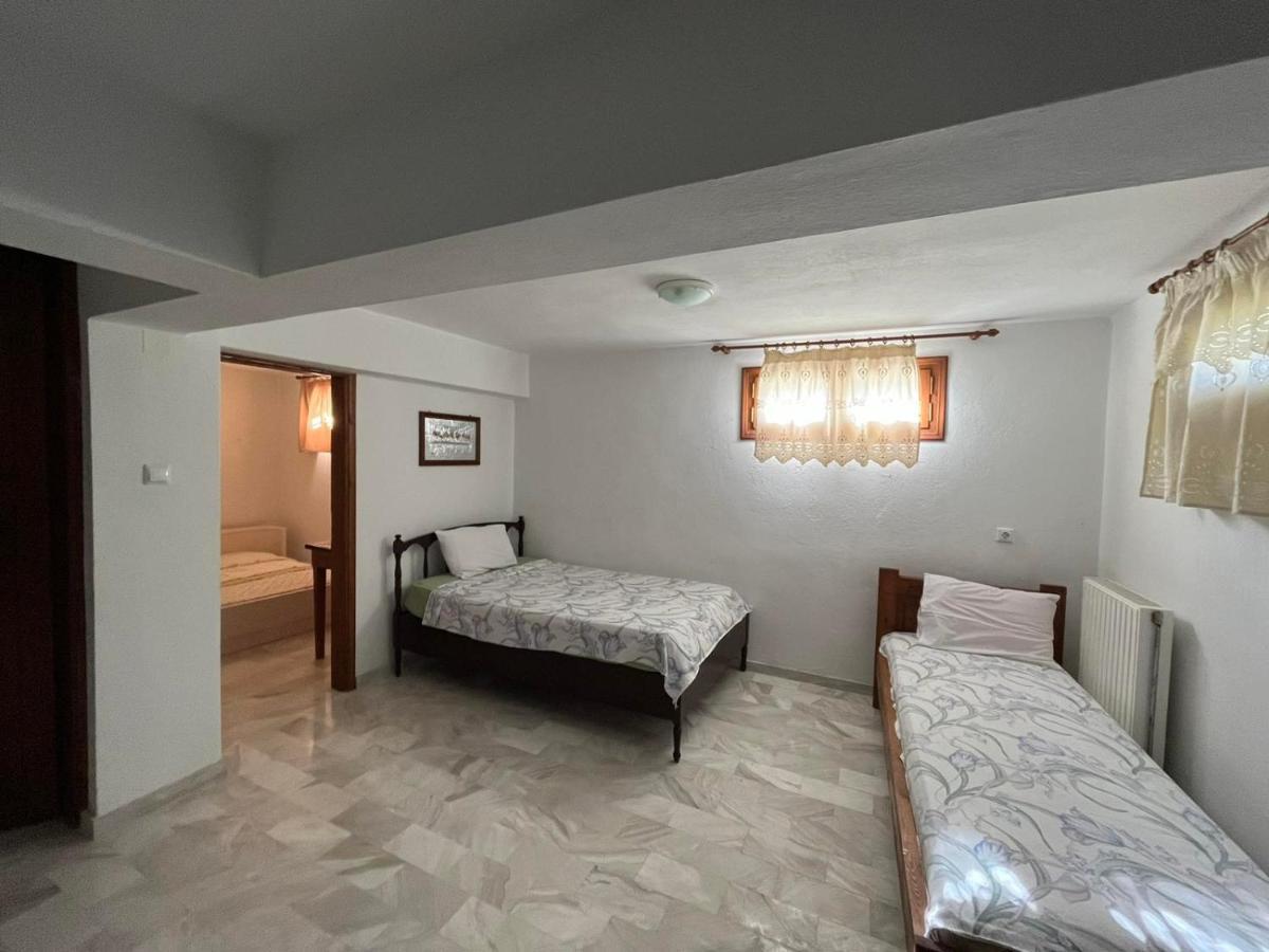 Valenthia Villa *