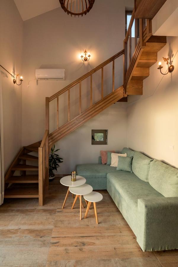 Pink Villa *