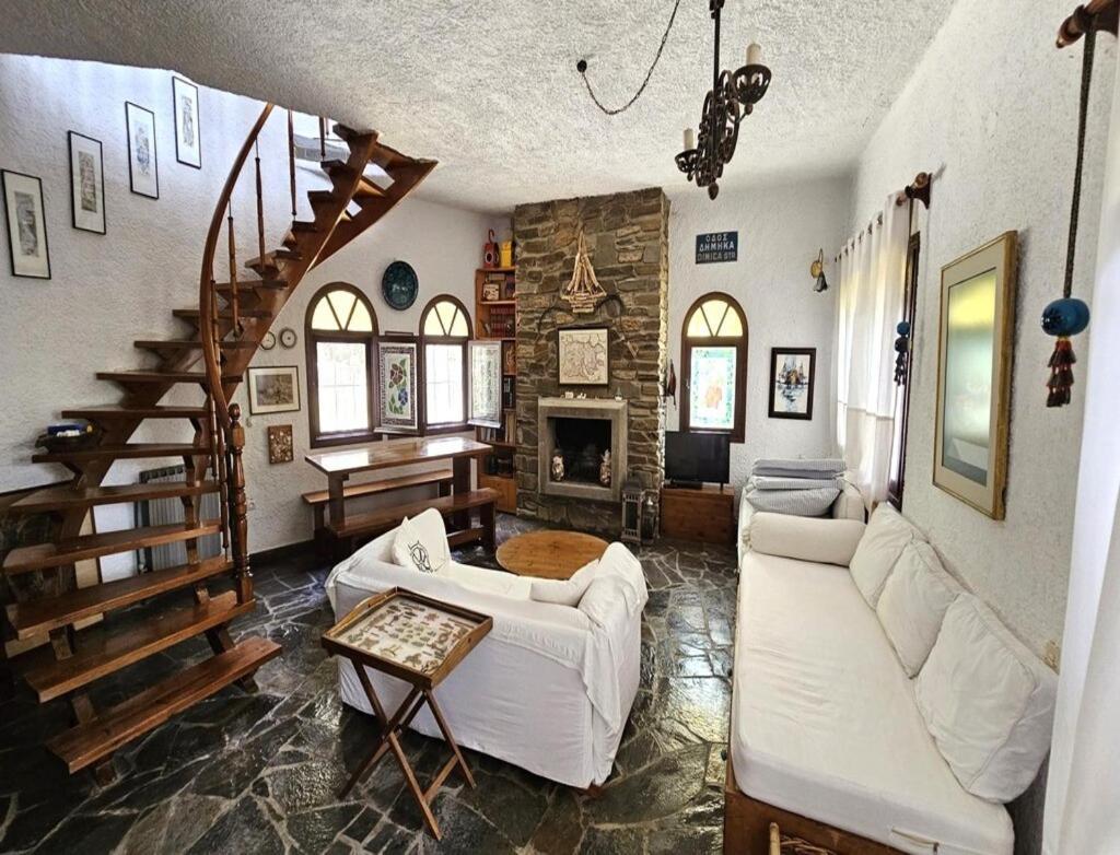 Spacious Maisonette On The Eu Blue Of In Sithonia, Greece Holiday home