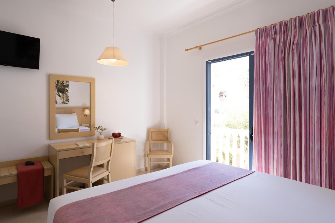 Hotel Sunshine Kamari (Santorini)