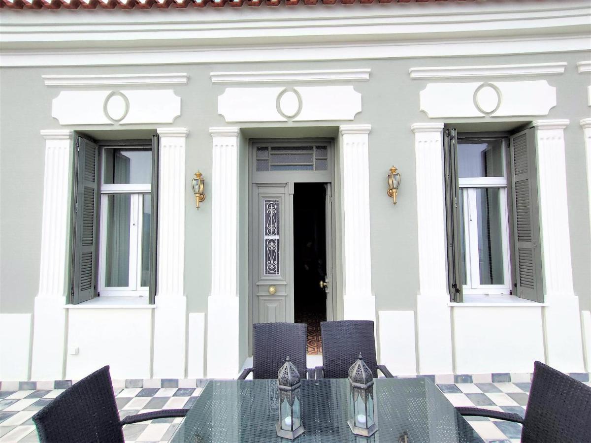 Holiday home Spiti Sea View Neoclassical House In *