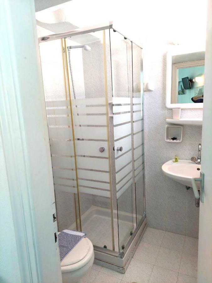 Seatincenter Rooms *