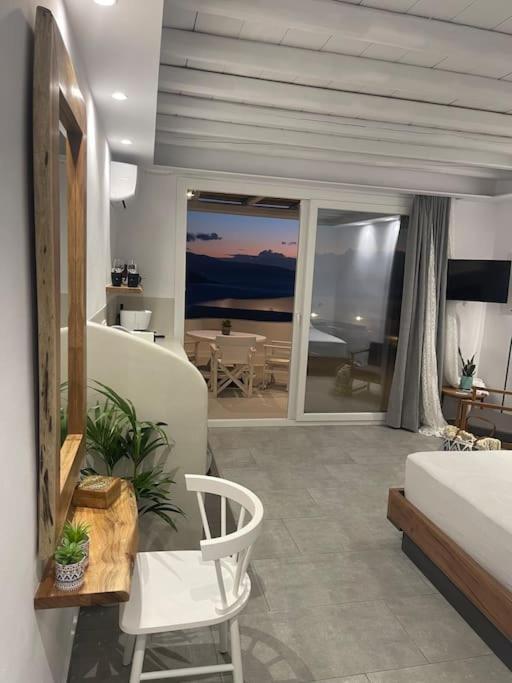 Eye Of Naxos Holiday home