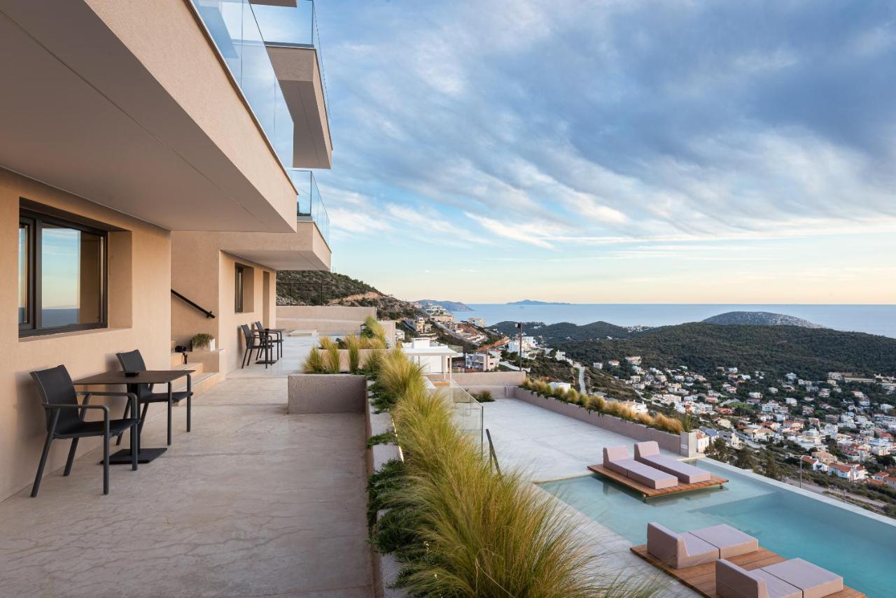 Hills Aparthotel Saronida