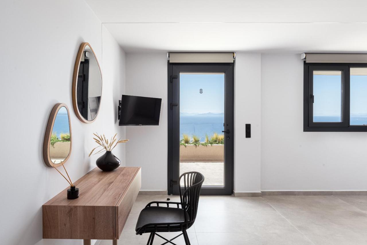 Hills Aparthotel Saronida