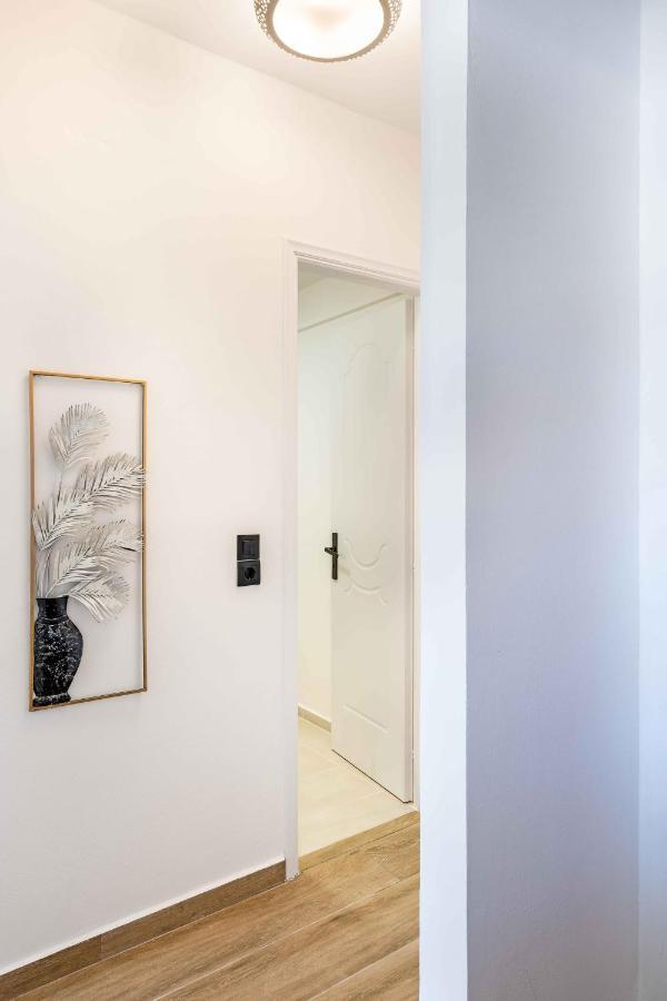 Grouzi Loft Apartment *
