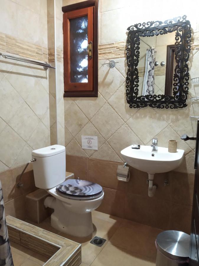 Inn Athina-milina *