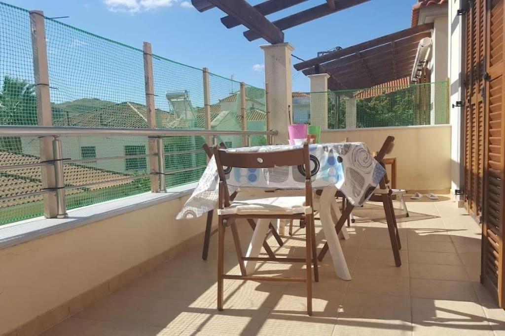 Apartment Beautiful House With Great Castle View! Myrina
