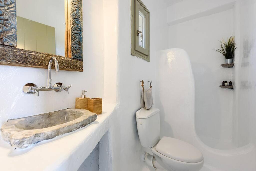 Parian Philoxenia Villa, Mikri Santa Maria * Naousa (Paros)