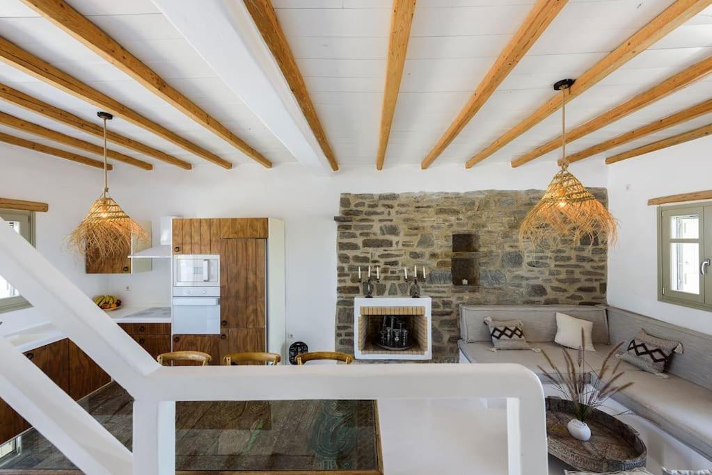 Parian Philoxenia Villa, Mikri Santa Maria Holiday home Naousa (Paros)