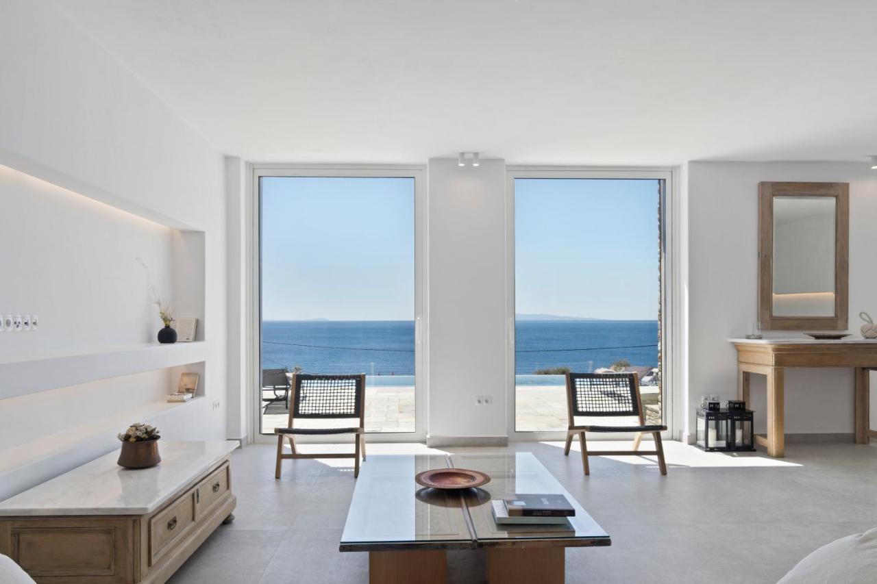 Holiday home Thalassa, Beachfront, Private Pool & Sunset Views By Explore Andros