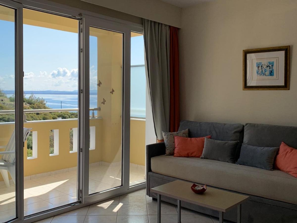 Yolanda Apartment