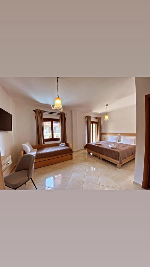 Stelios Inn