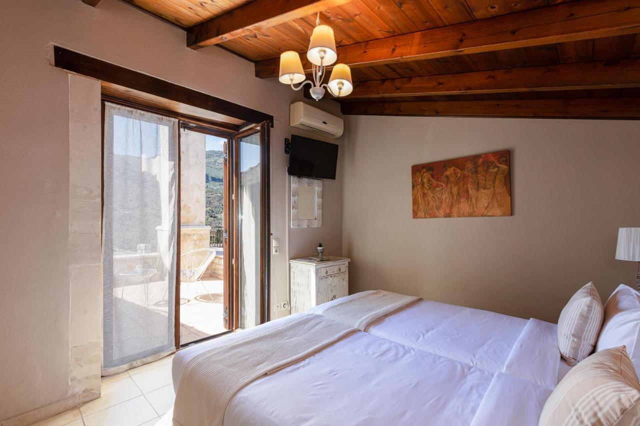 Villa Sokaki Villas, Rustic Ambience