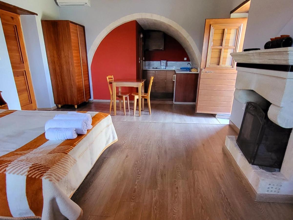 Lithochtisto Monemvasia