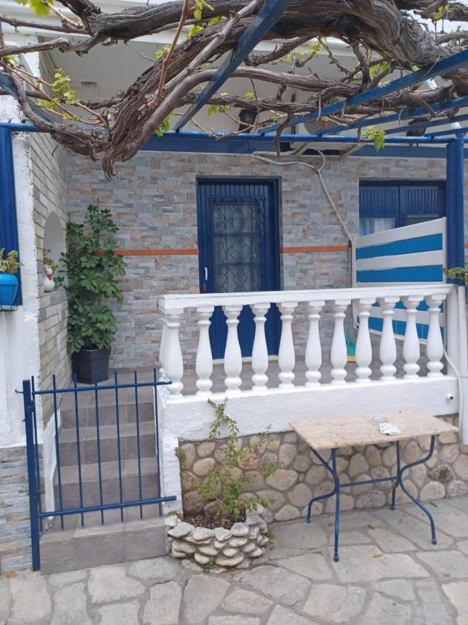 Apartment Fani Liakou *
