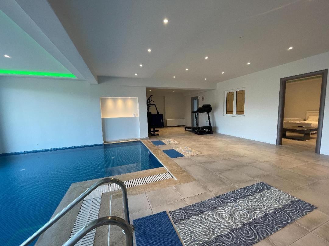 Villa Five Stars