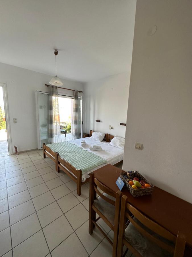 Alexandra's Sunset View Apartment