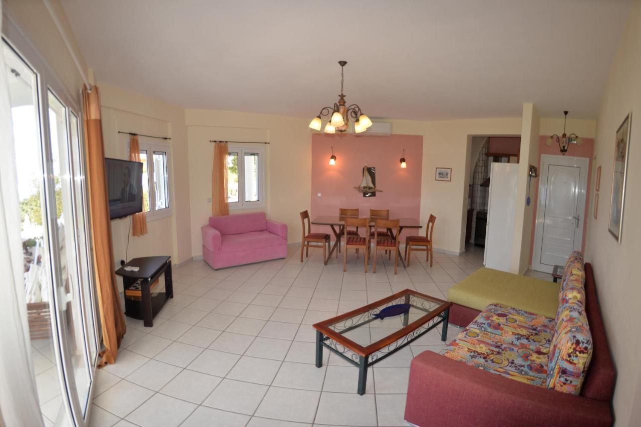 Alex Apartment *