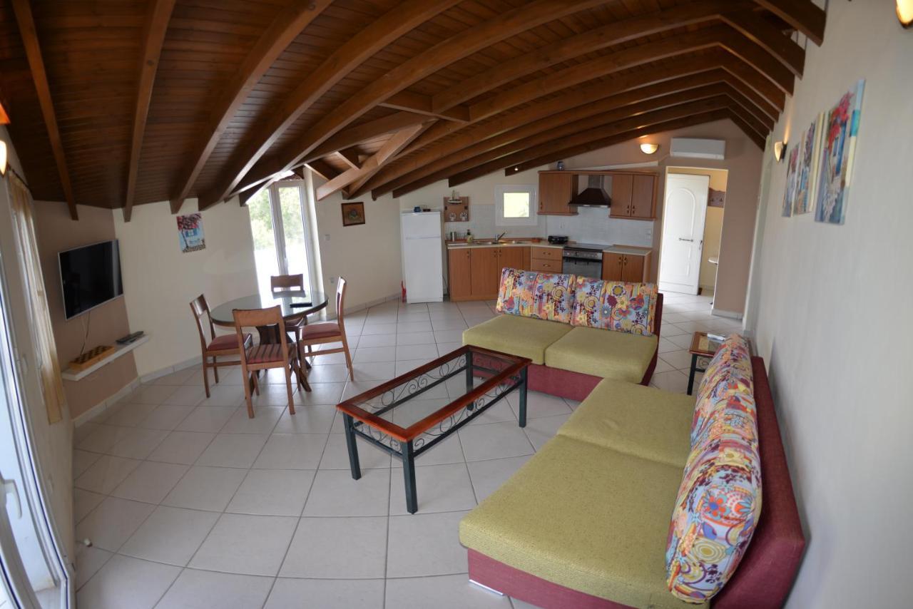Alex Apartment *
