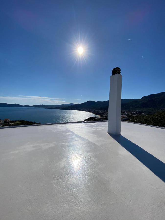 Mimoza's Sea View Apartment *