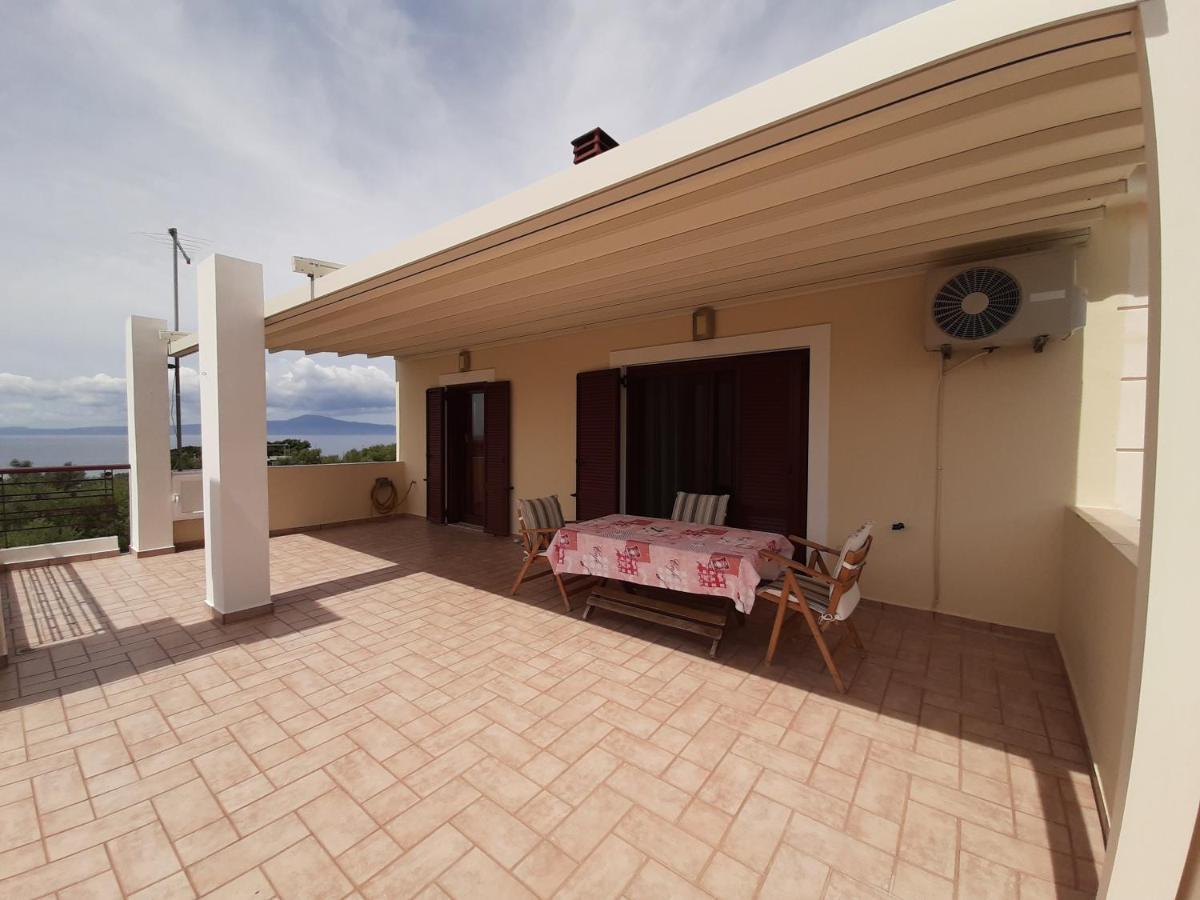 Avia, House With Privillaged View, 100 Meters From The Sea Holiday home