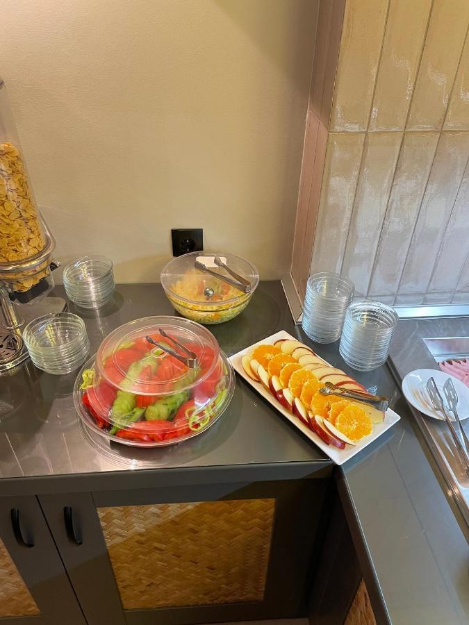 Zefyros Hotel 3*