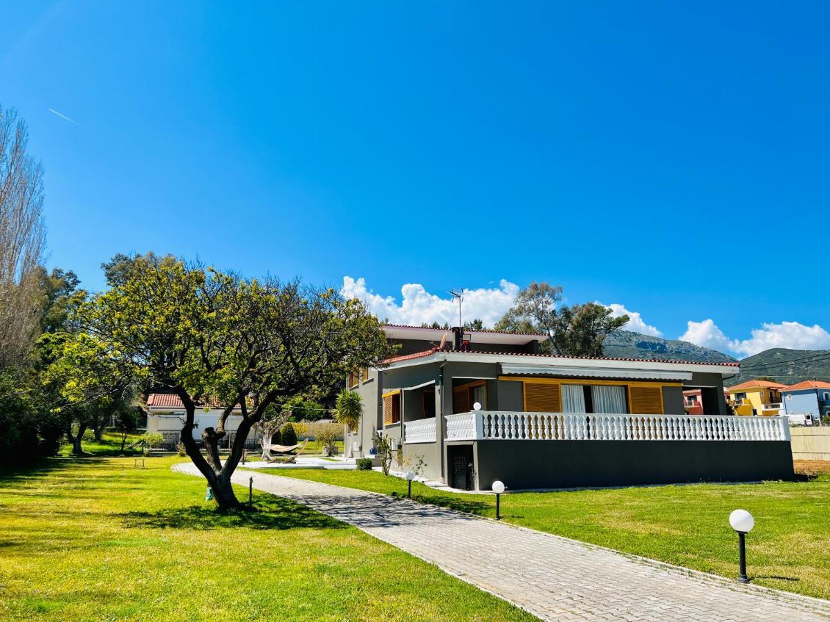 Guest house Gazonia Family Estate
