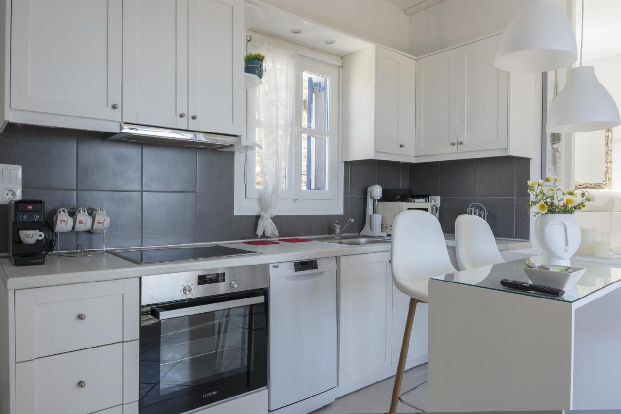 Konstantinos And Eleni's Apartment *