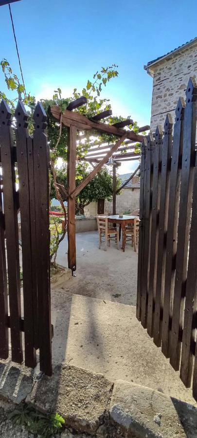 Apartment San Lorenzo - παραδοσιακά πέτρινα
