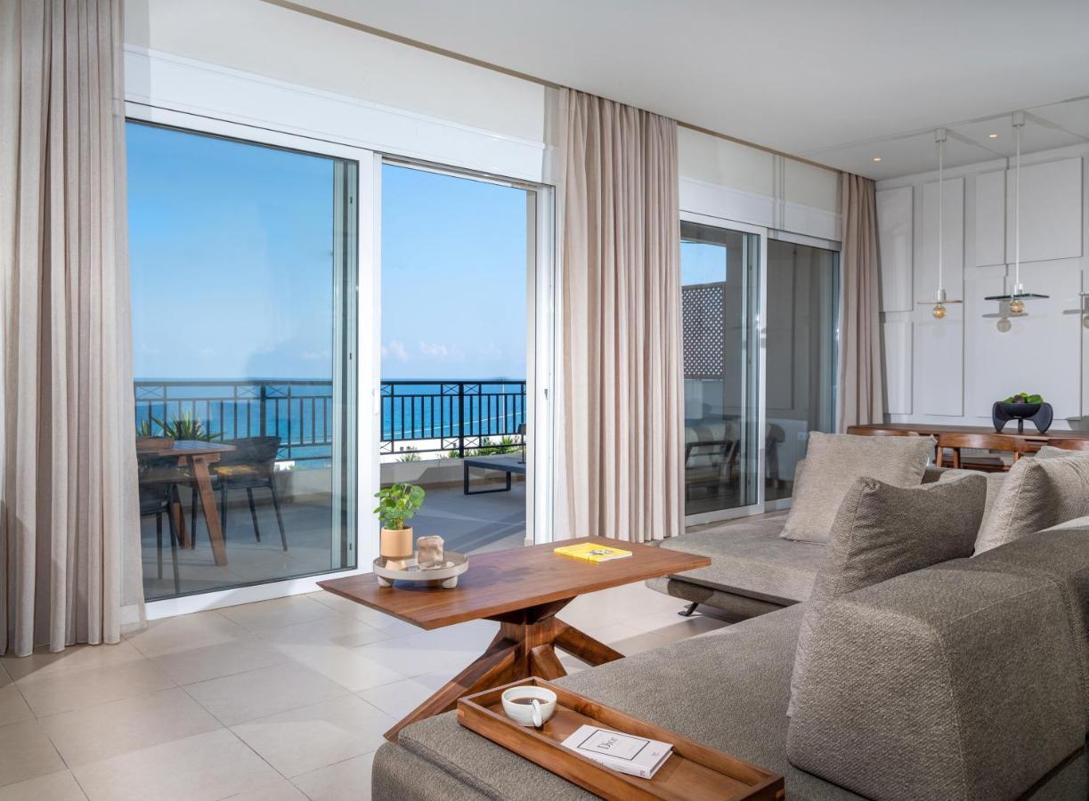Zuzu Riviera Living
