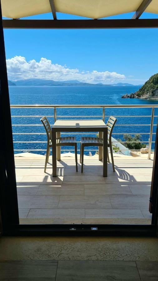 Amousso Villa *