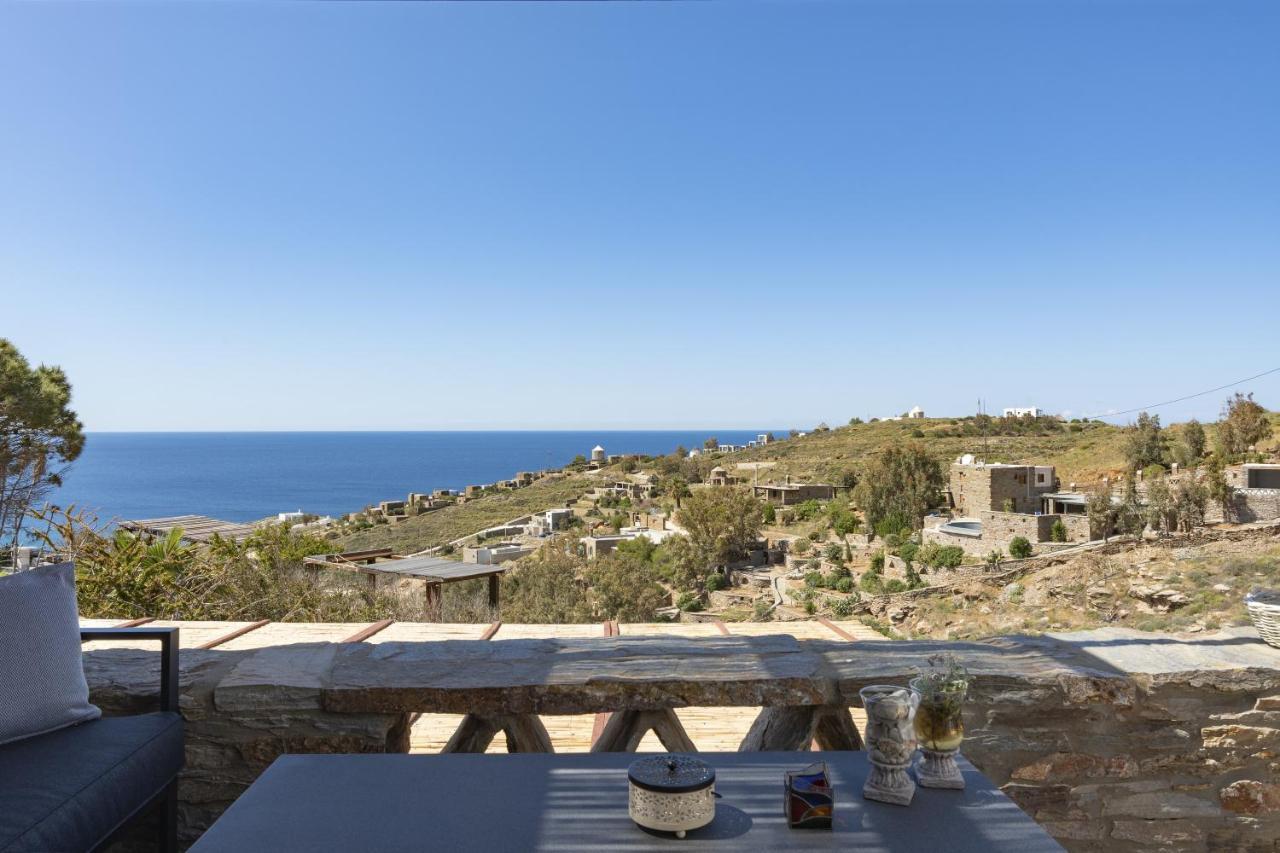 Konstantinos And Eleni's Koundouros