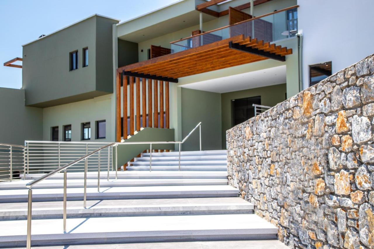 Ampelia Seaside Hotel 4*