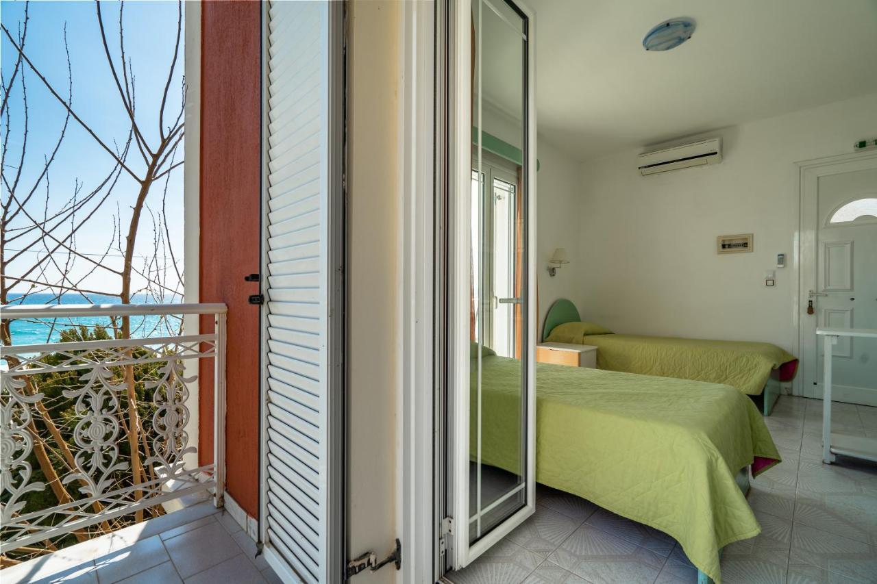 Angela Sea View 7 * Trapeza (Kefalonia)