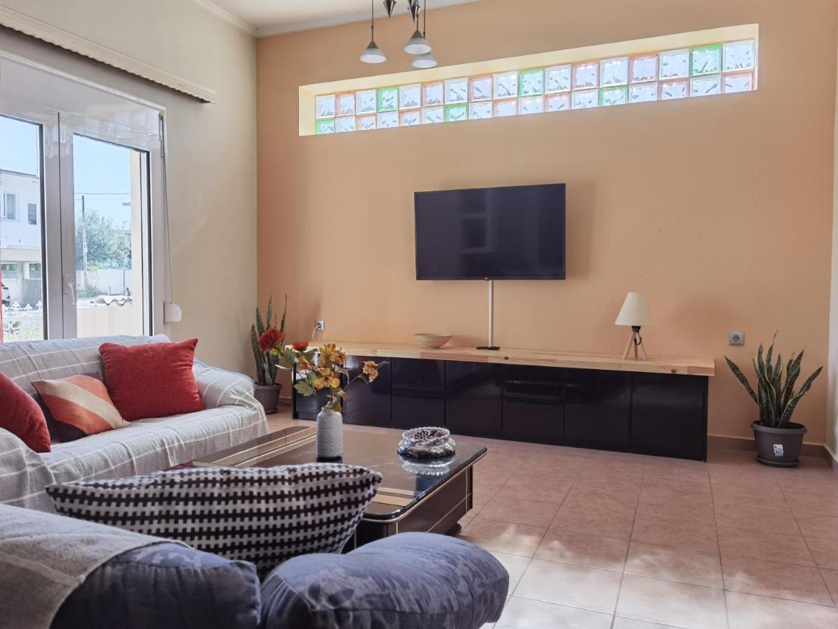 Apartment Beautiful With 3 Bedrooms *